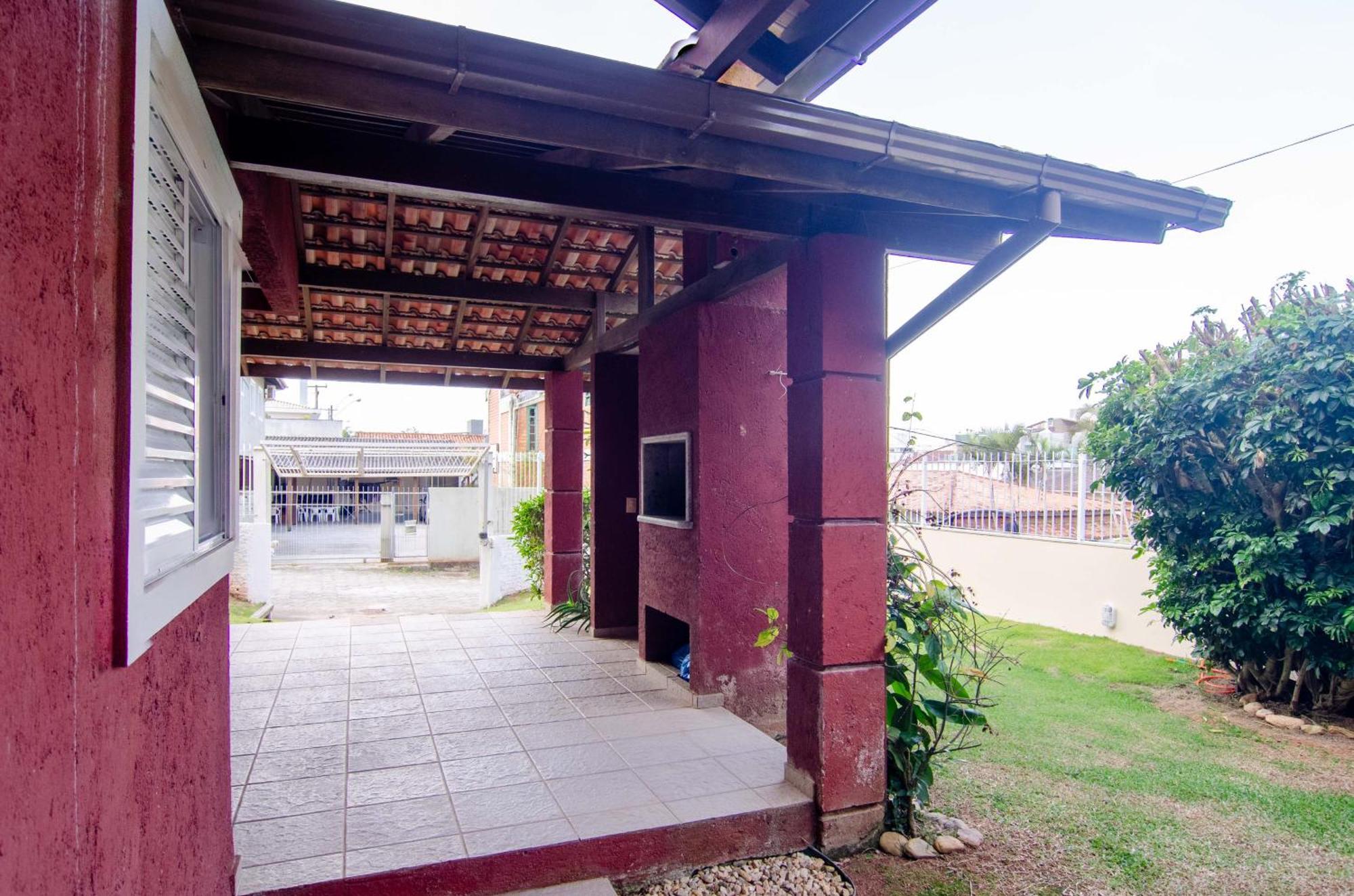 Holiday home Casa C/ Terraco, 500m Da Nos Ingleses Jt1089 Florianopolis